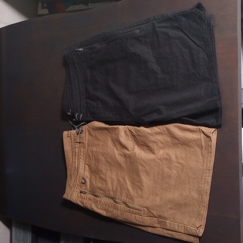 Roark bundle of (2) size 36 layover 19" shorts